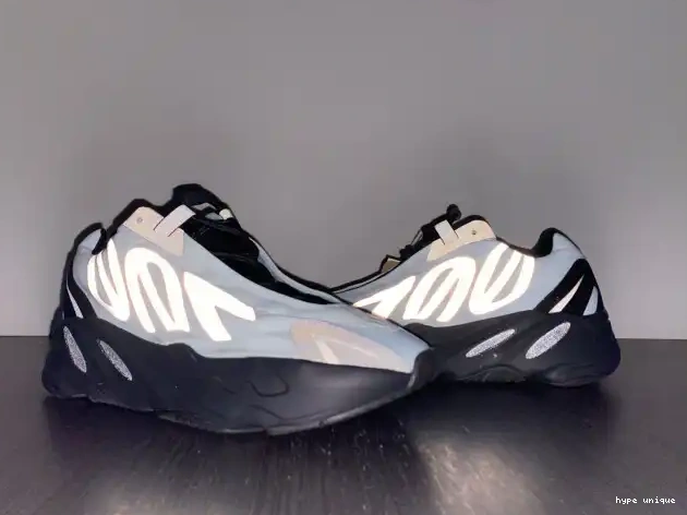 hype Boost Yeezy 700 Adidas Tint Blue MNVN GZ0711 0518